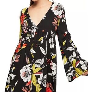 Free‎ People Black Floral V-Neck Blouse